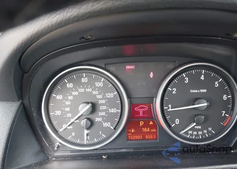 2014 BMW X1 xDrive28I z USA, uszkodzony, nr VIN WBAVL1C57EVY18410